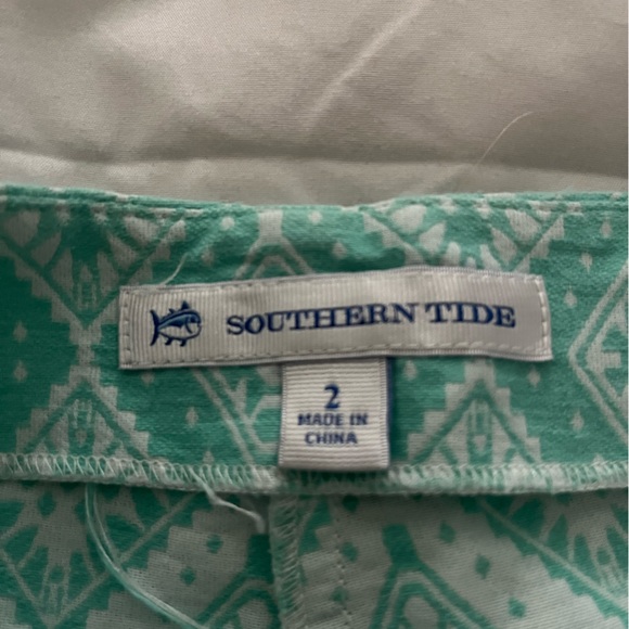 Southern Tide shorts, teal & white - Picture 3 of 3
